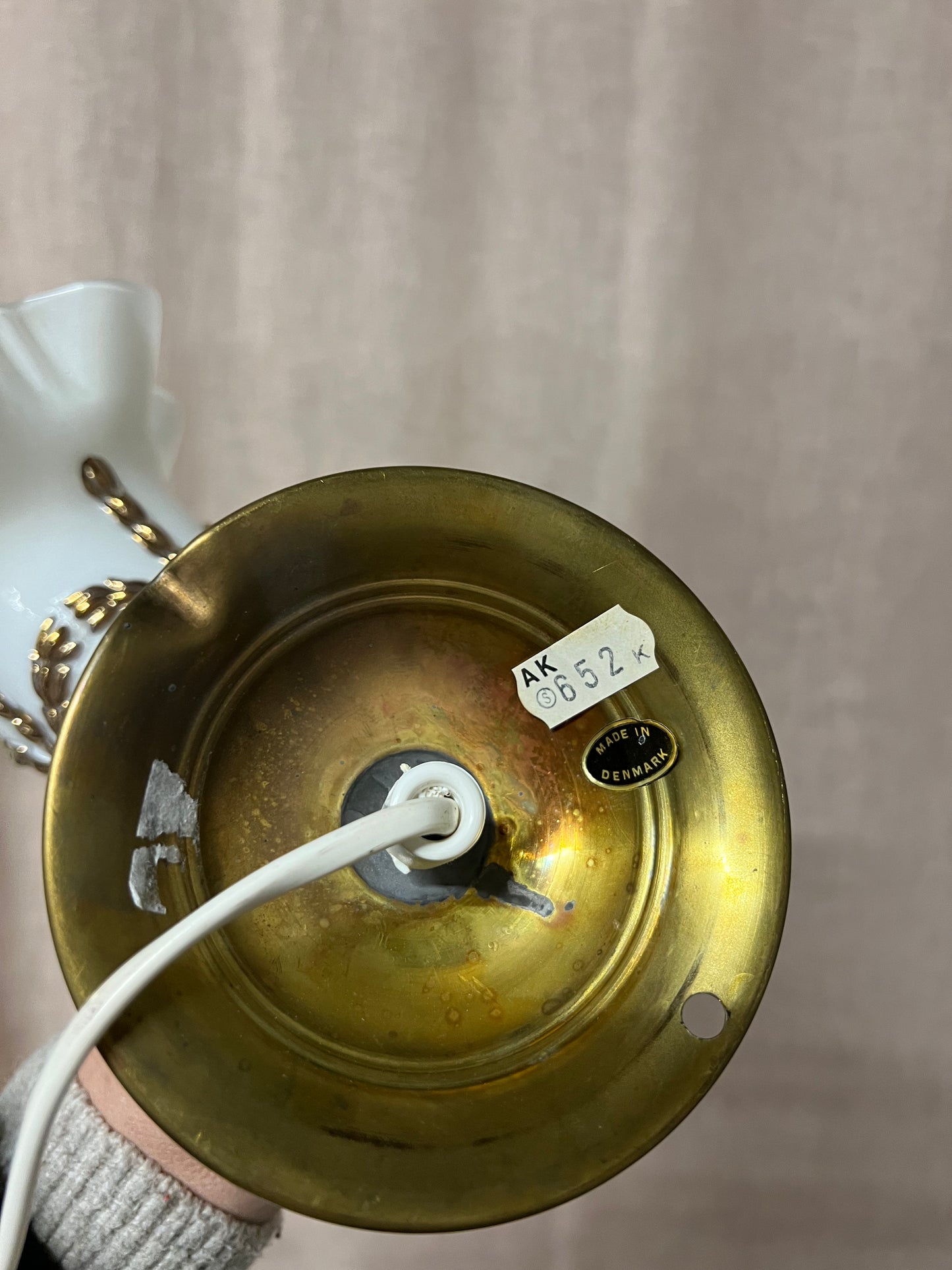 Vägglampa med volang