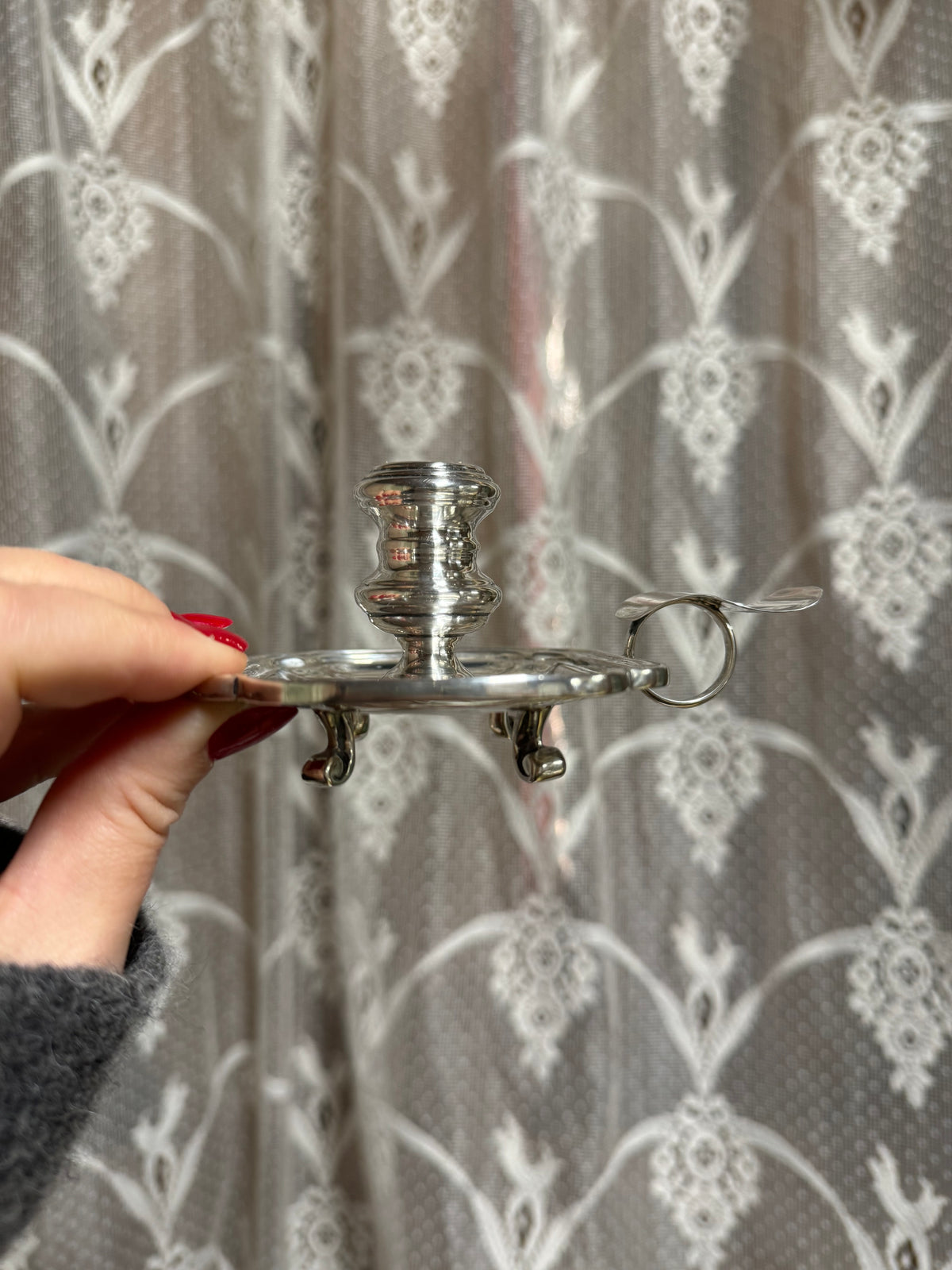 Silverljusstake på fot med handtag, stämpel