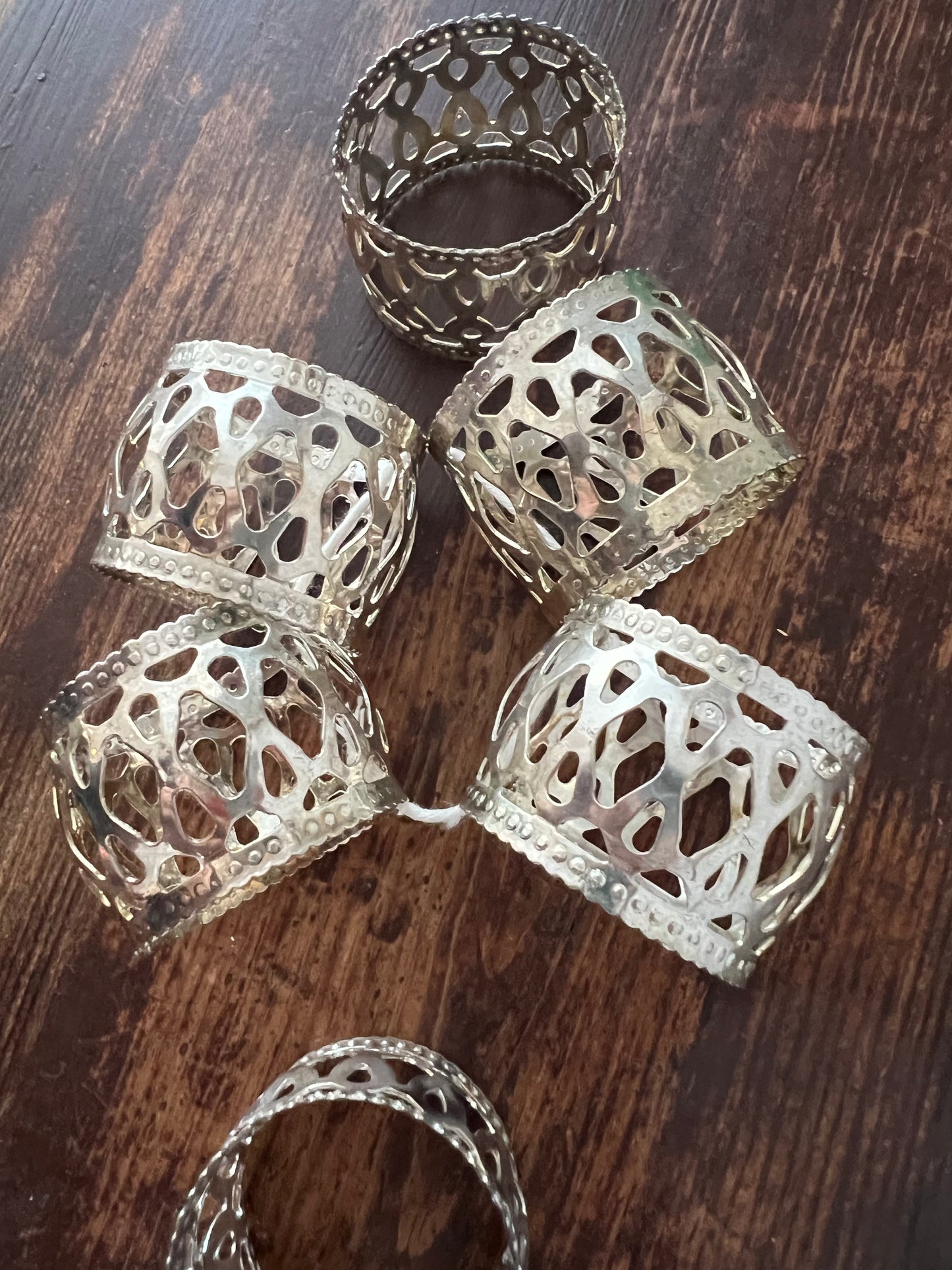 6st servettringar silverfärgade