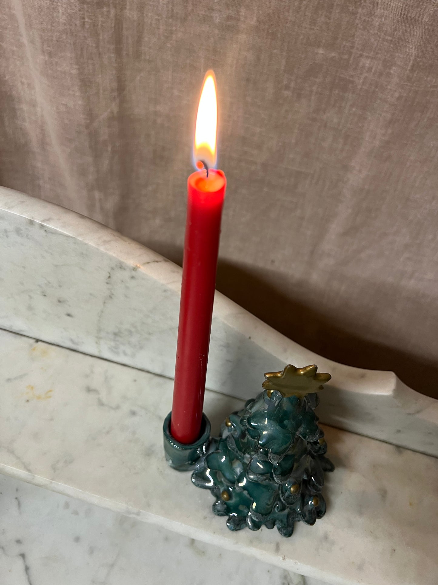 Ljusstake julgran i porslin