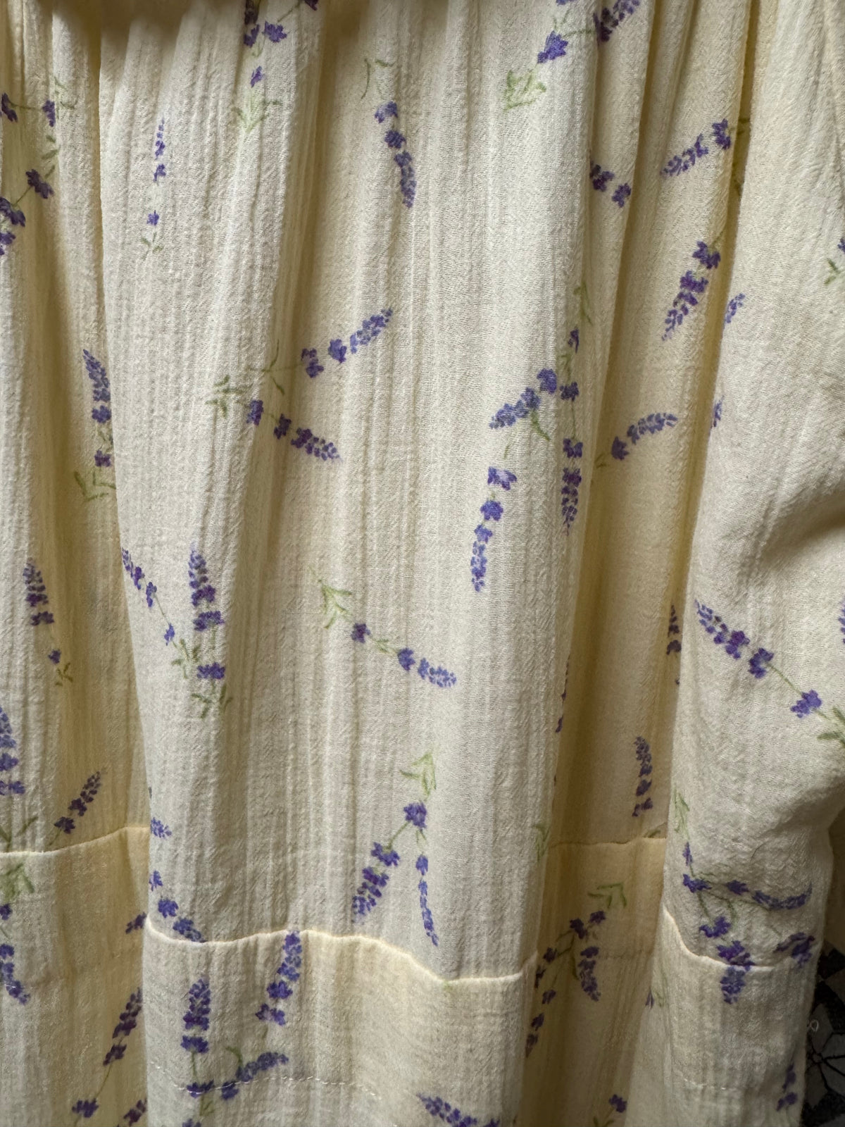 Klänning med lavendel