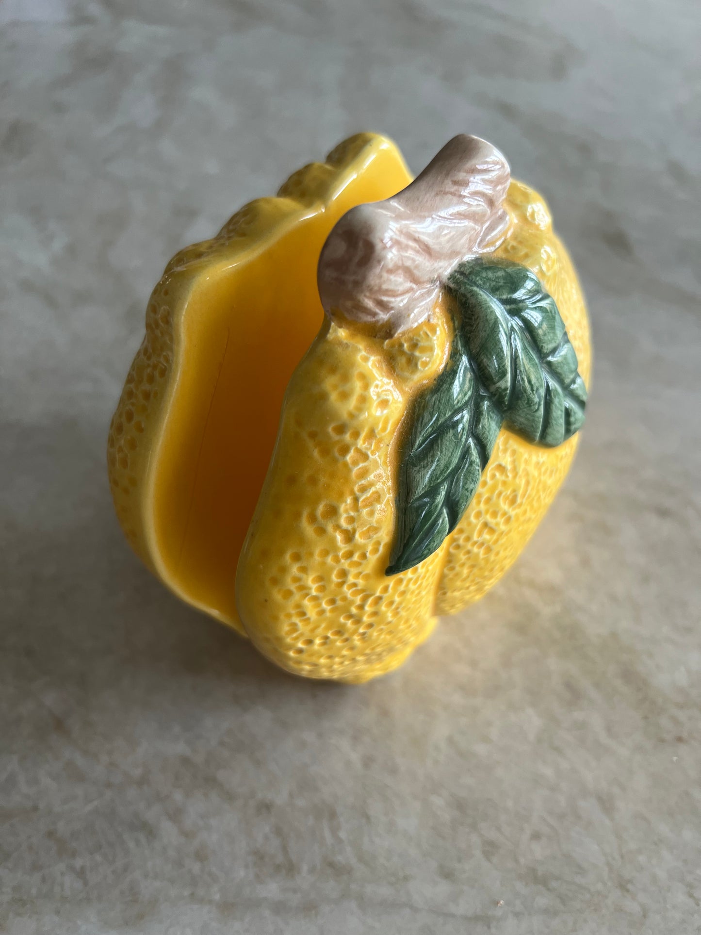 Servetthållare i porslin - citron