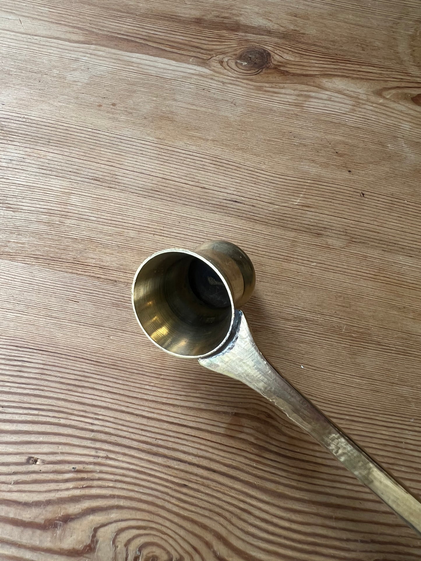 Ljussläckare i mässing