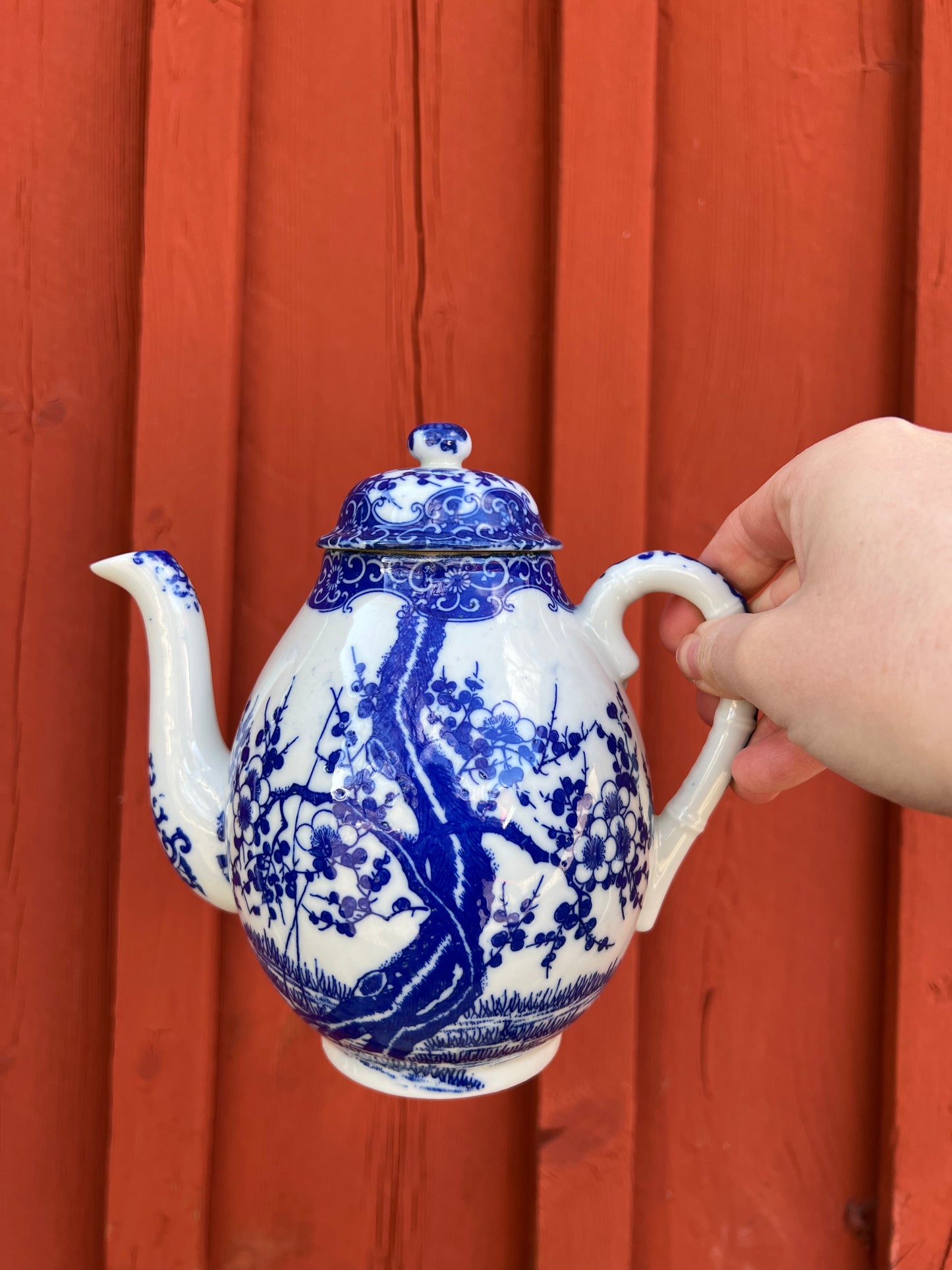 Tekanna i blåvitt