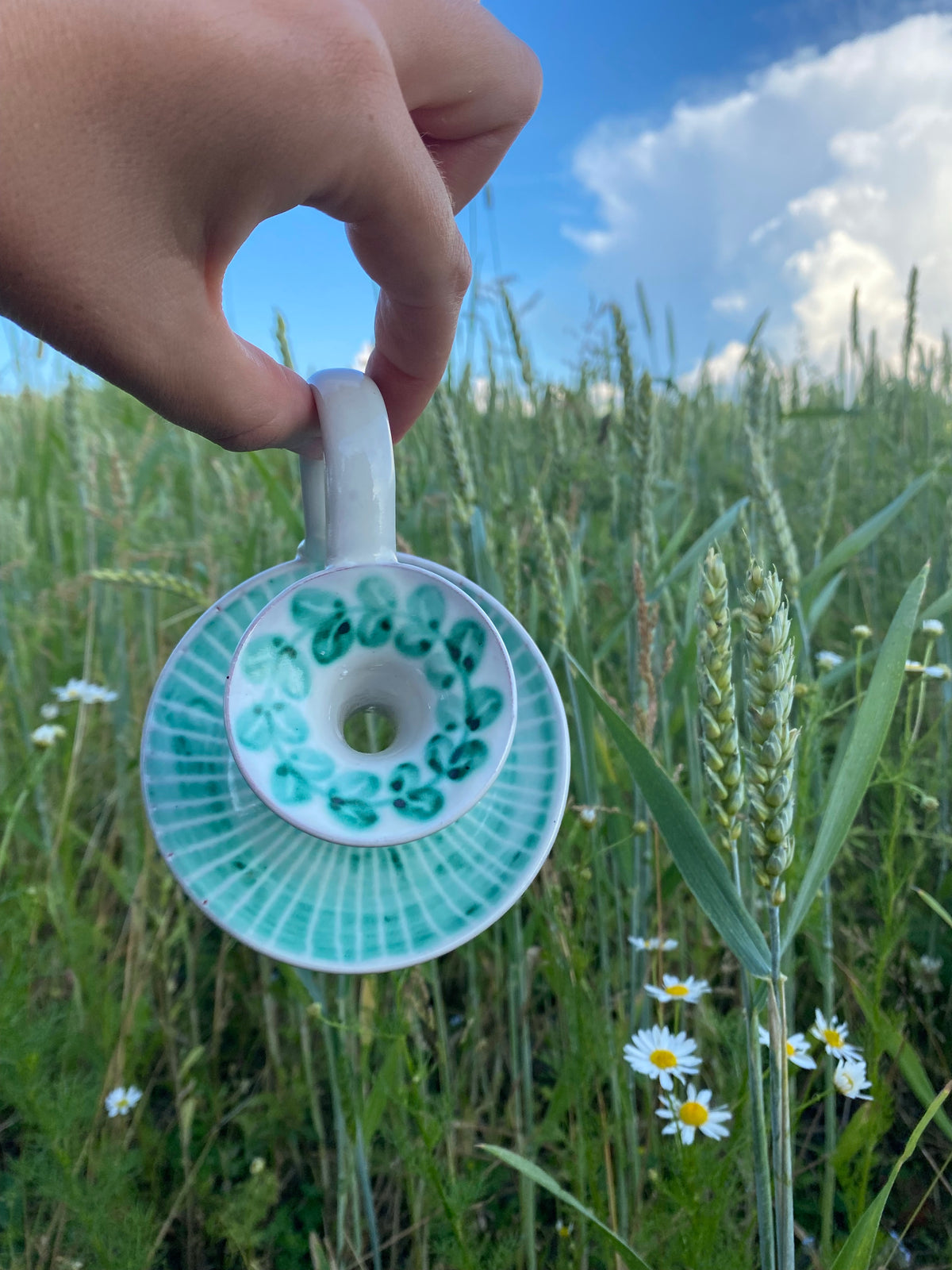 Ljusstake med handtag i keramik