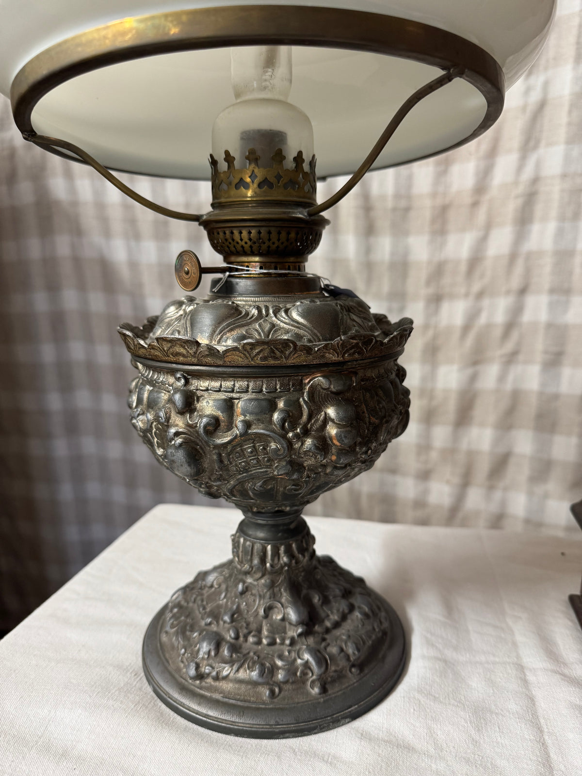 Stor, vacker fotogenlampa