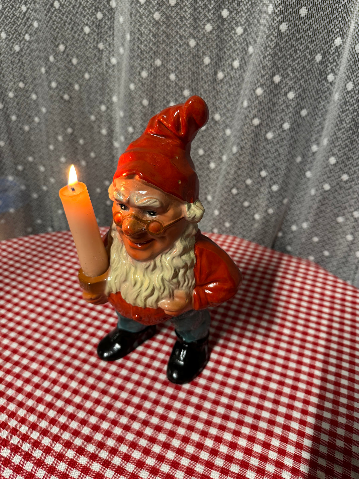 Äldre tomte med ljushållare för kronljus 50-tal