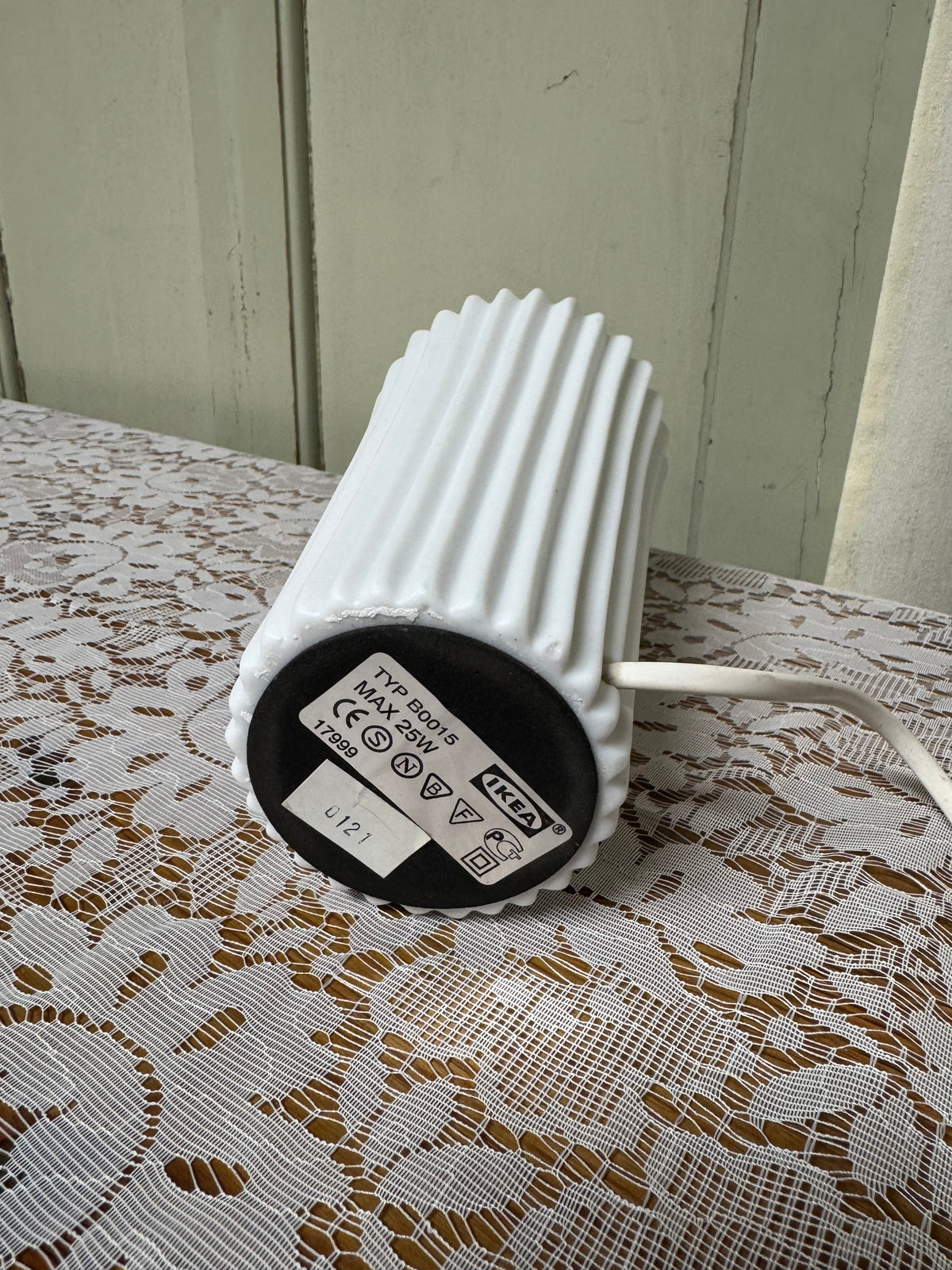 Bordslampa plisserad