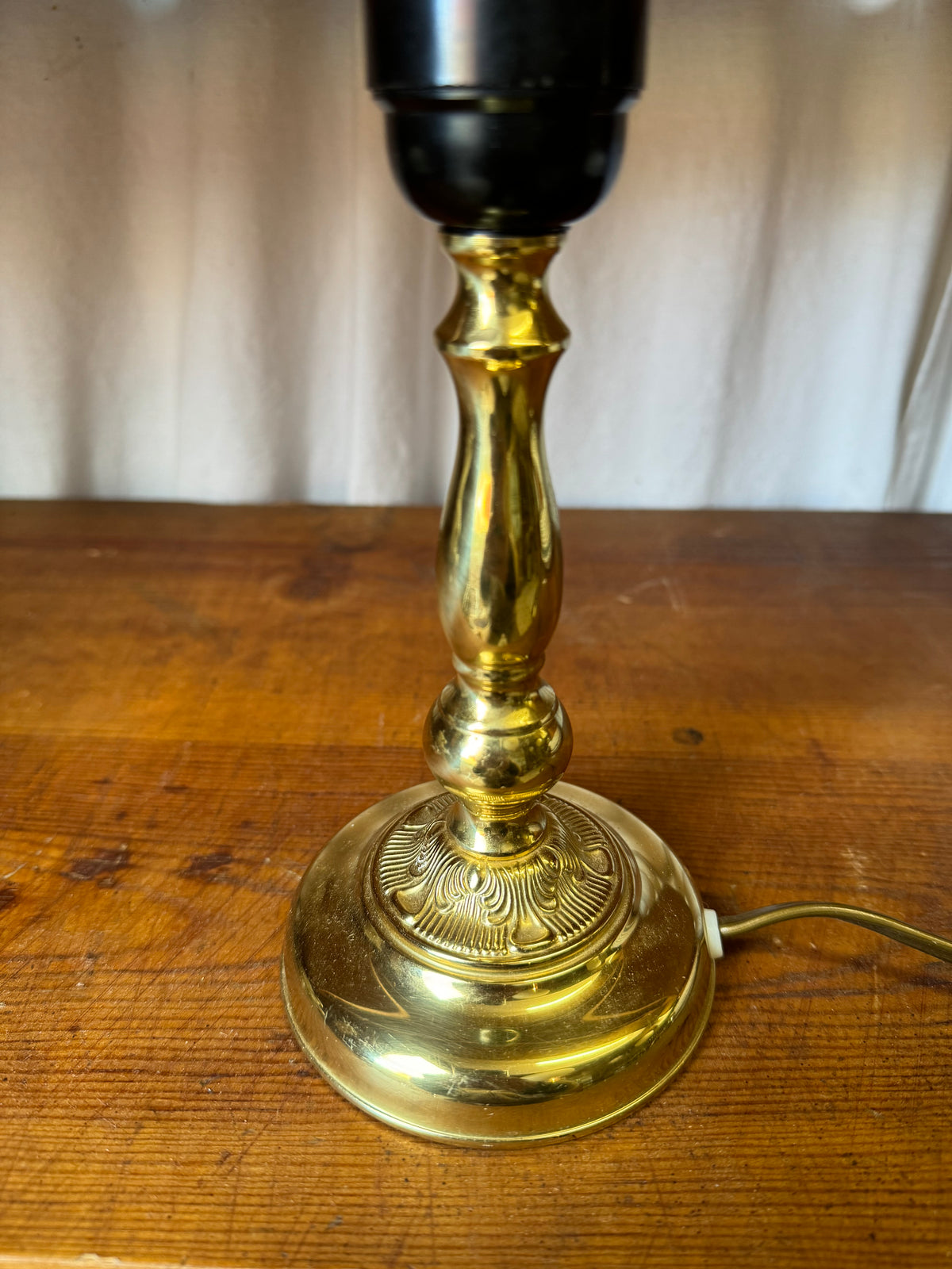 Lampfot i mässing