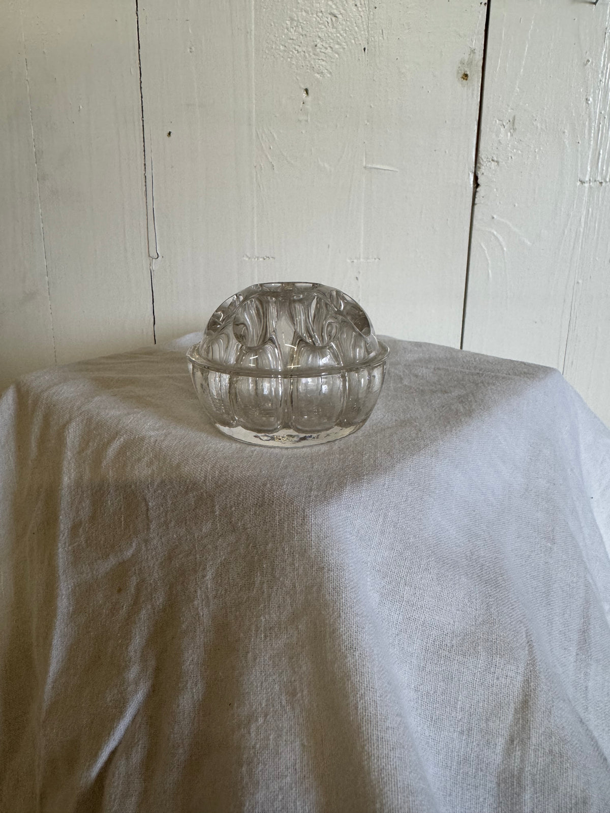Blomsterfakir i glas stängd botten