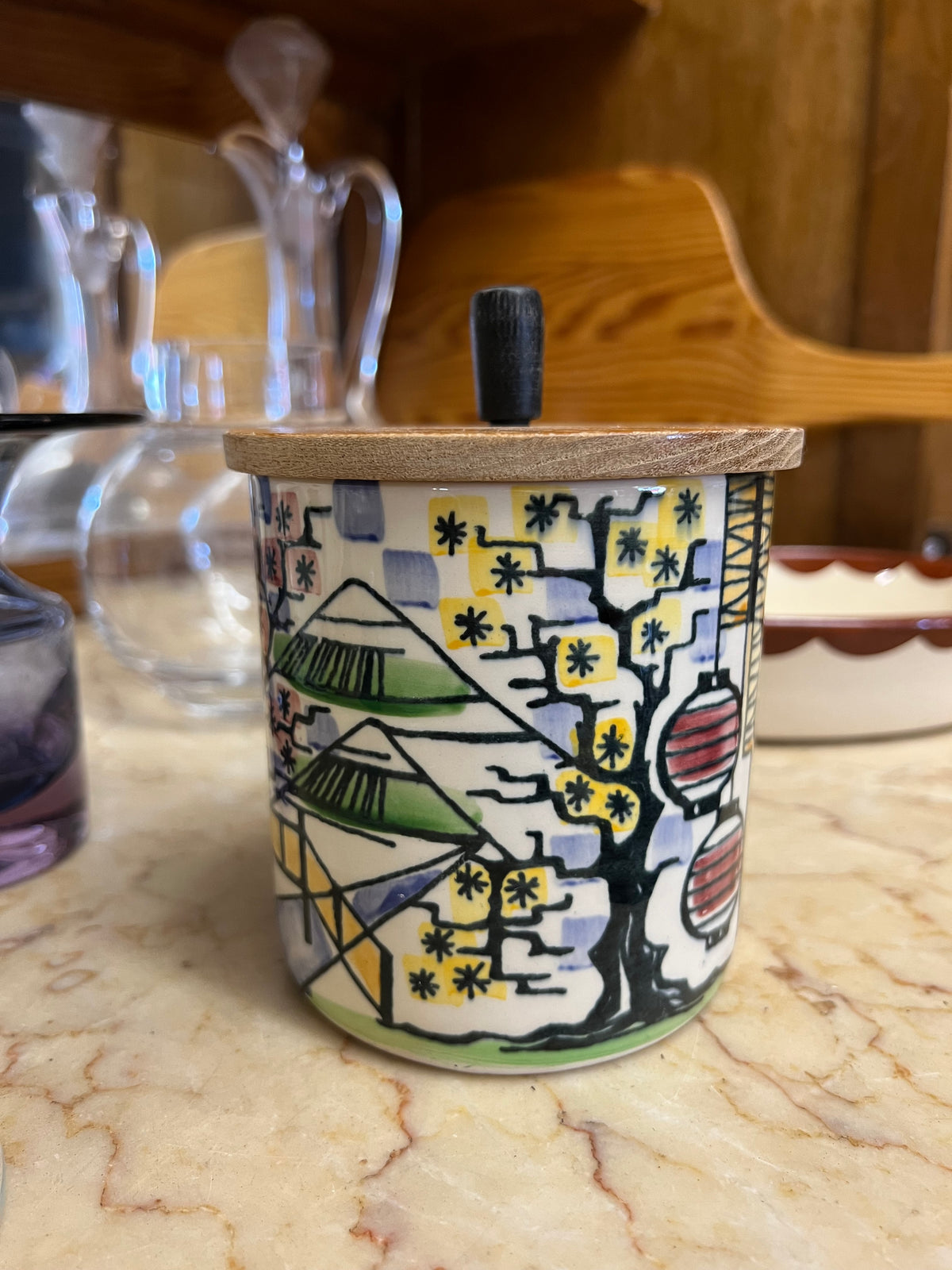 Burk Tea nr 22/1 - Vår lilla stad Anita Nylund