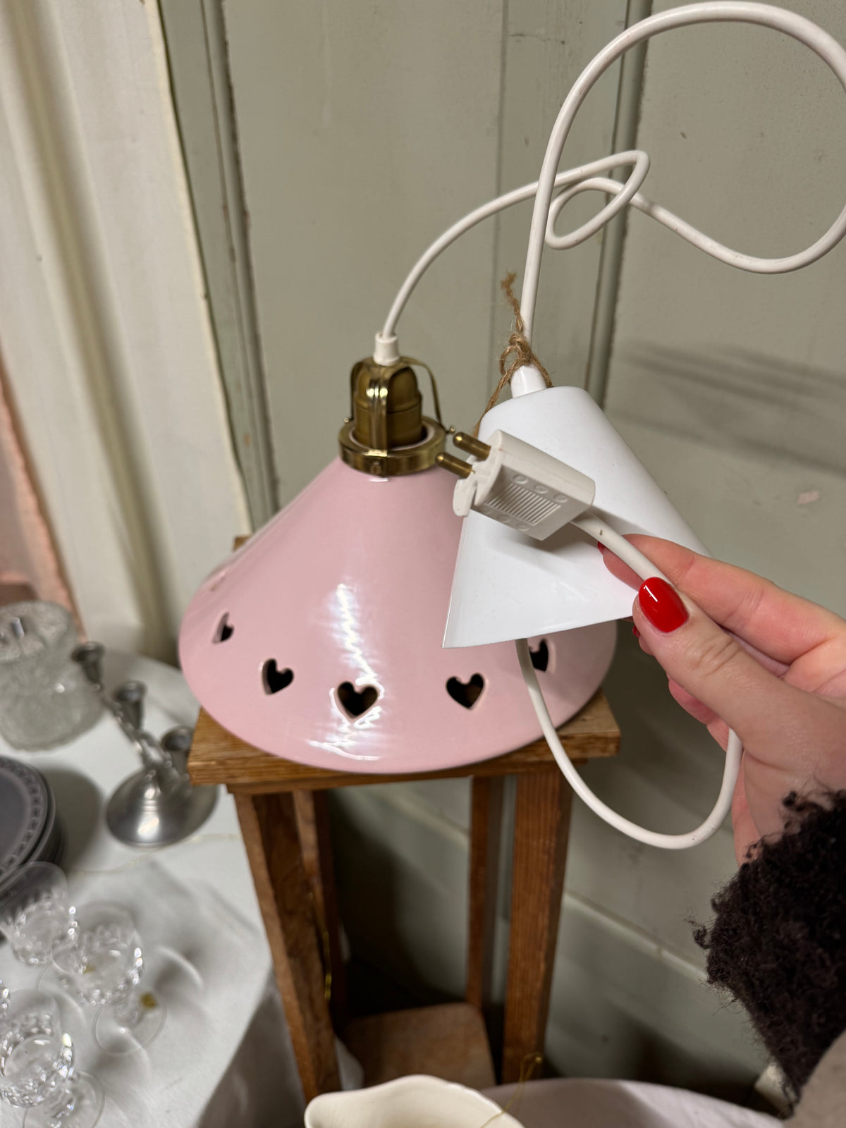 Skomakarlampa i rosa med hjärtan, stor