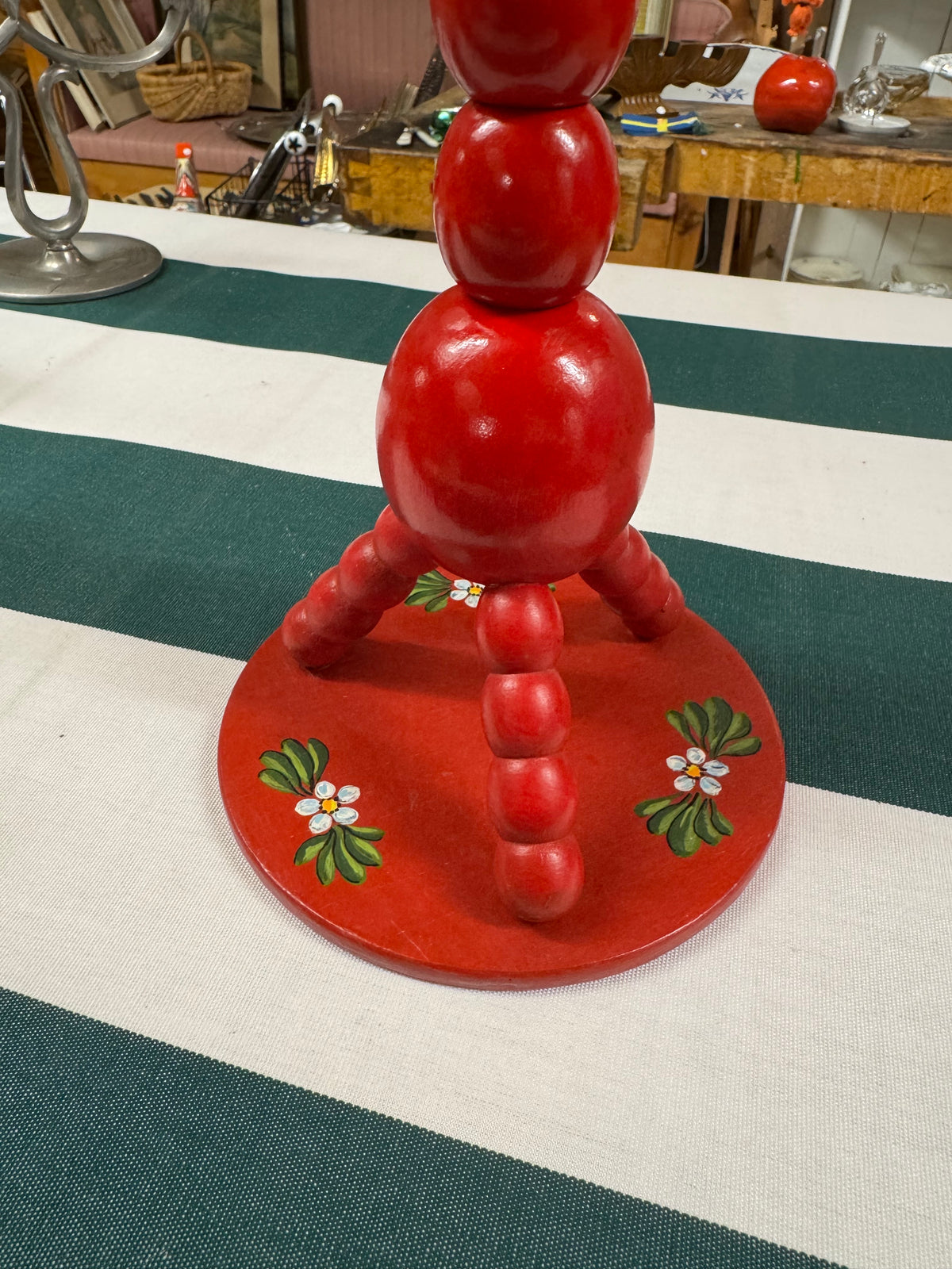 Allmoge kulljusstake på fot