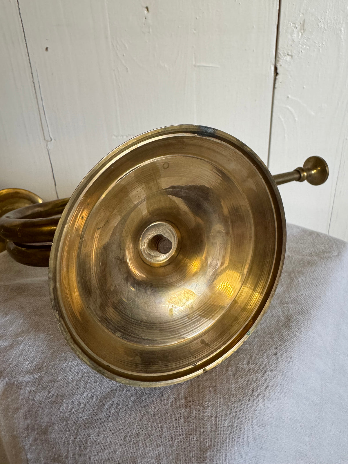 Trumpet ljusstake i mässing