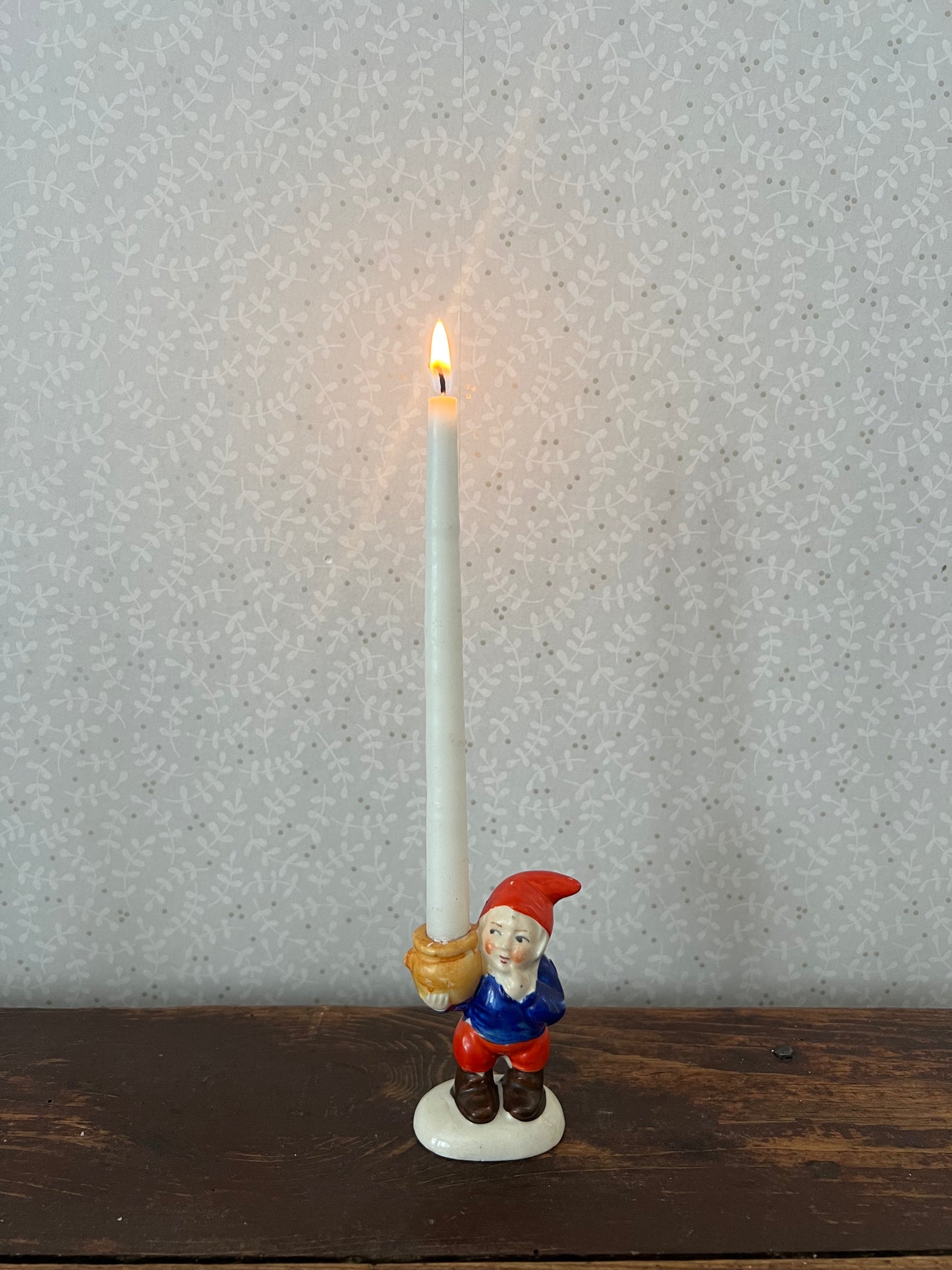 Äldre tomte för julgransljus