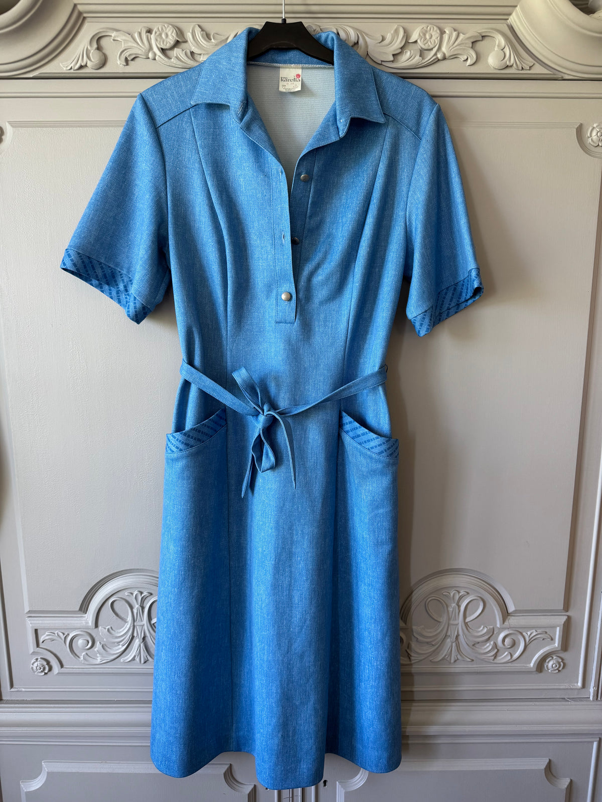 Blå vintage klänning med bälte