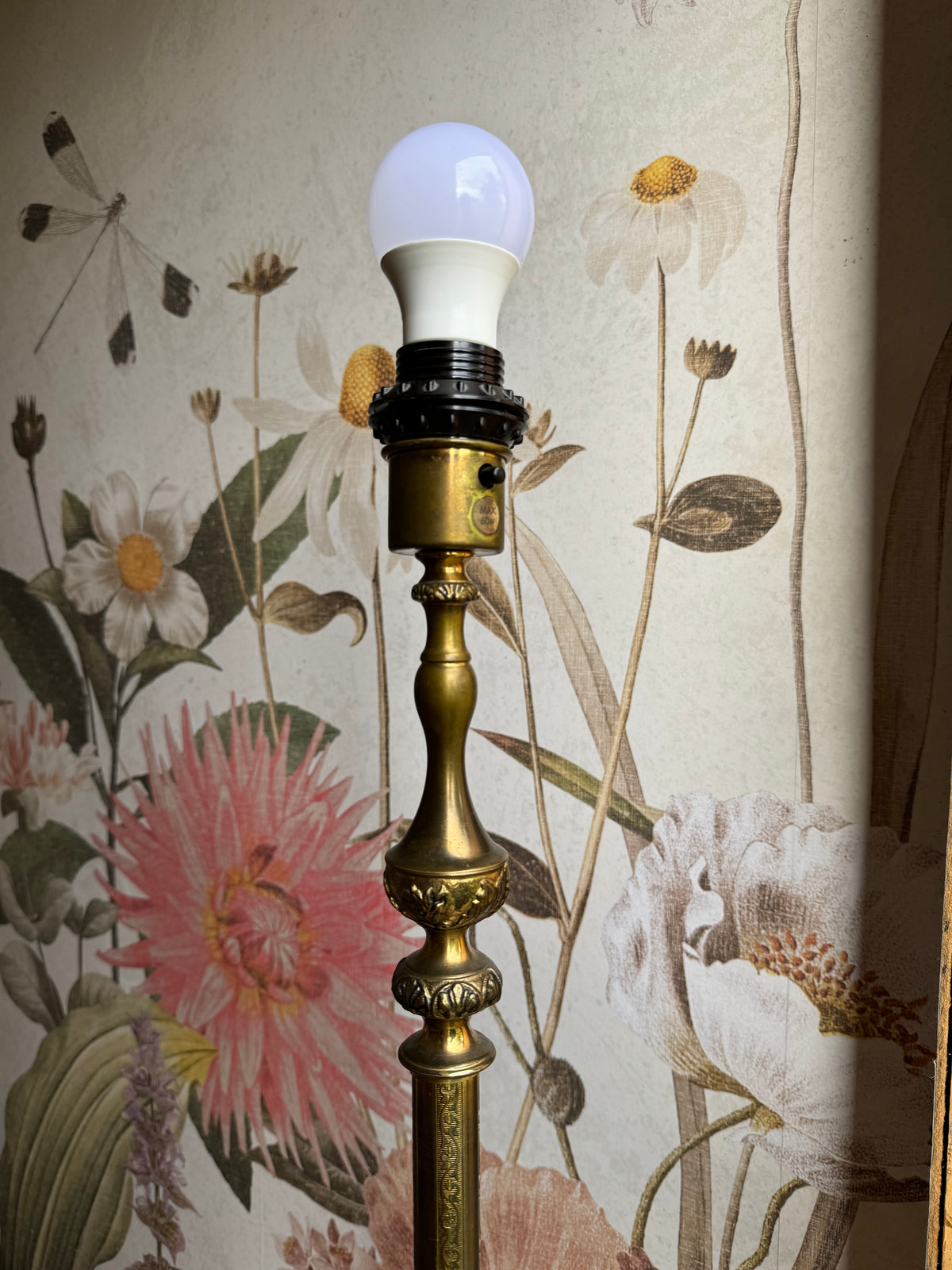 Golvlampa mässing 1900-tal empirestil