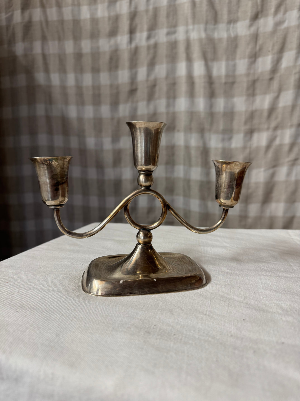Ljusstake trearmad