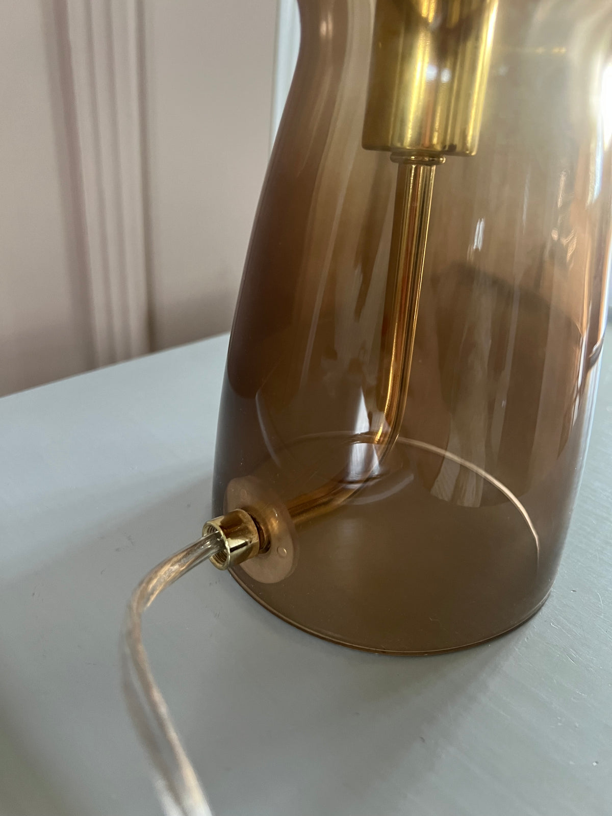 Bordslampa i svampform brunt glas