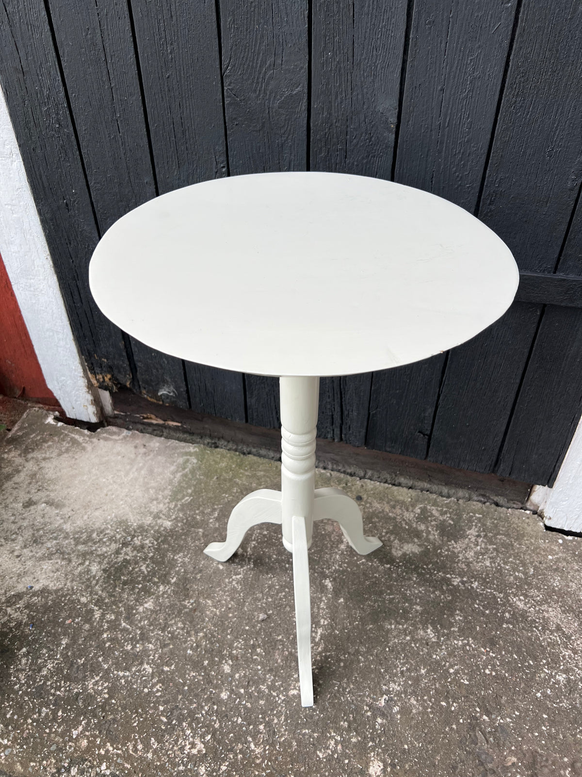 Vitt piedestalbord