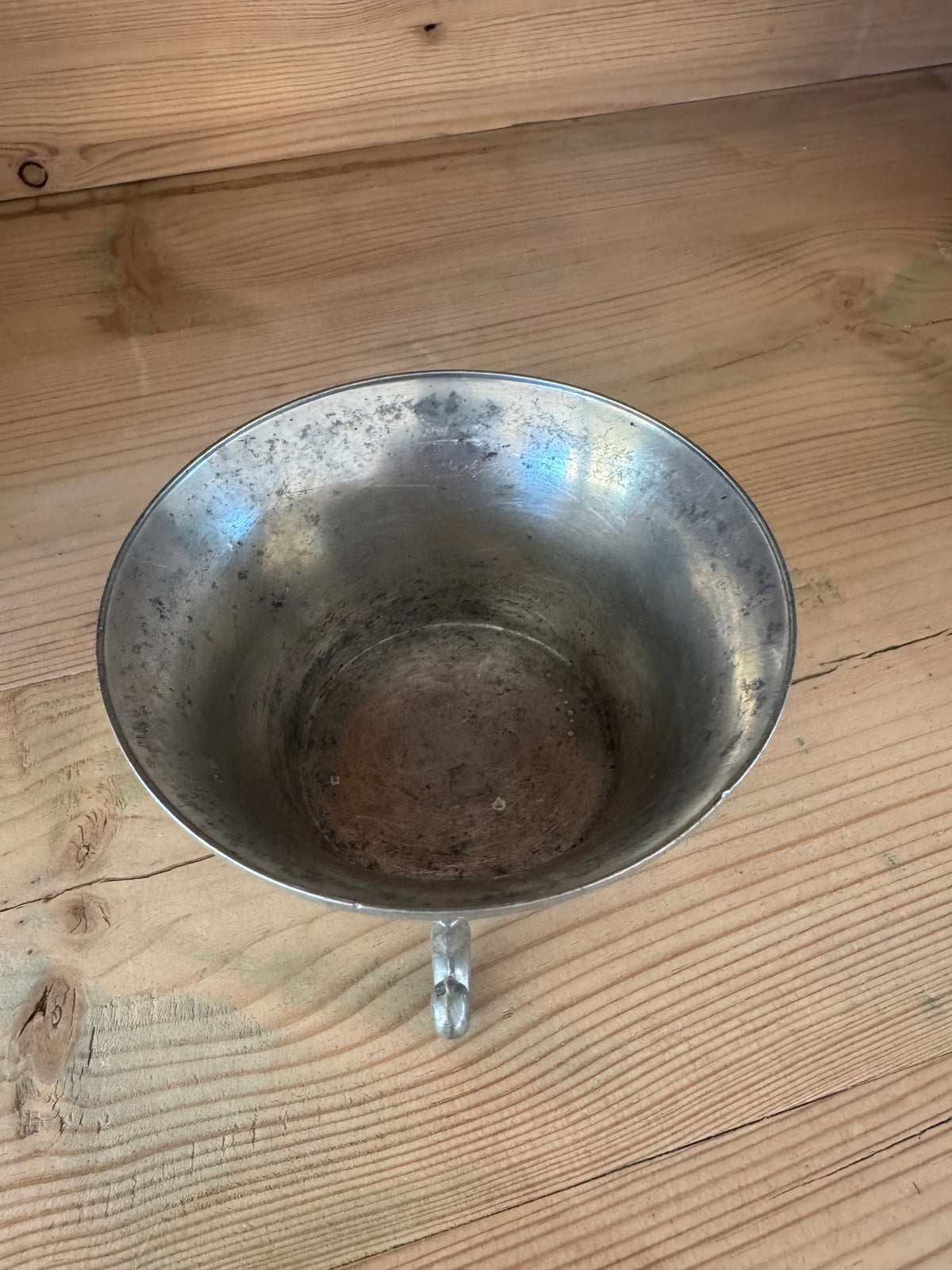 Vintage Svenskt Tenn C8 – mindre tennkruka / planteringsskål