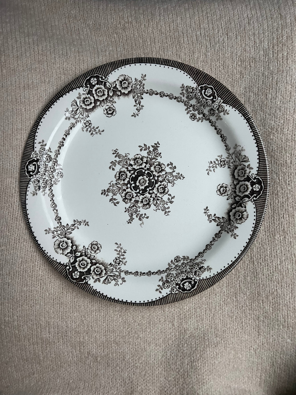 Förrättstallrik - Ulrika Rörstrand
