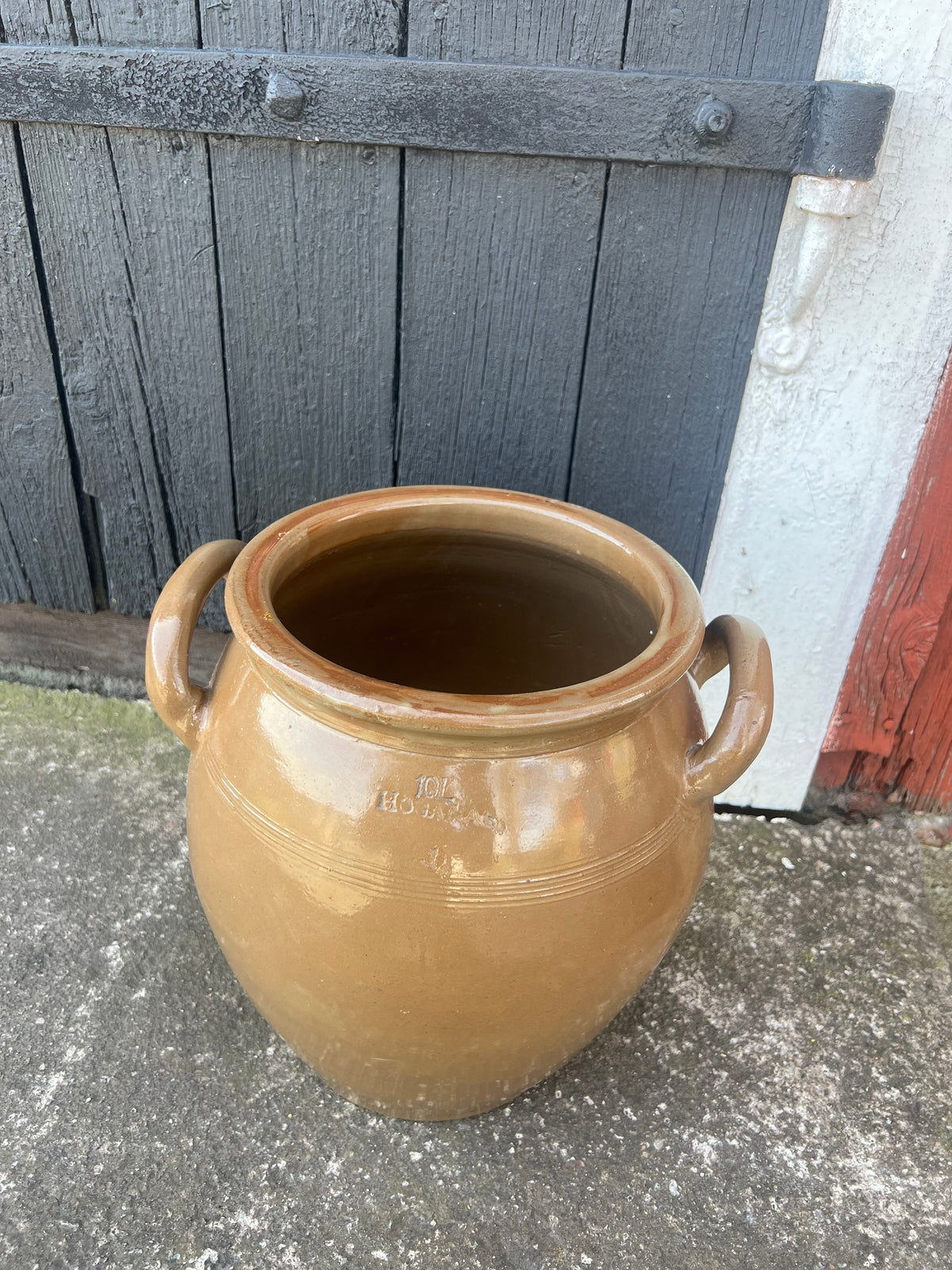 10 L Höganäskrus i brun glasyr