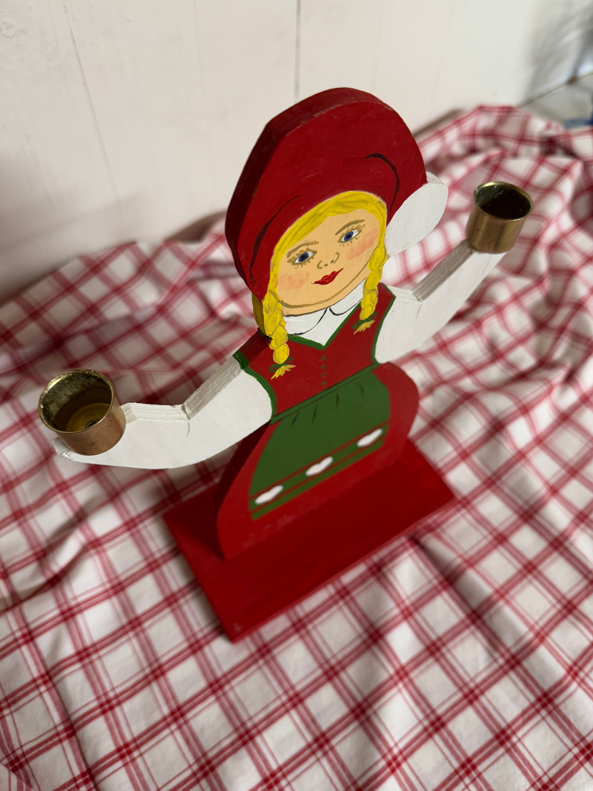 Tomteflicka ljusstake