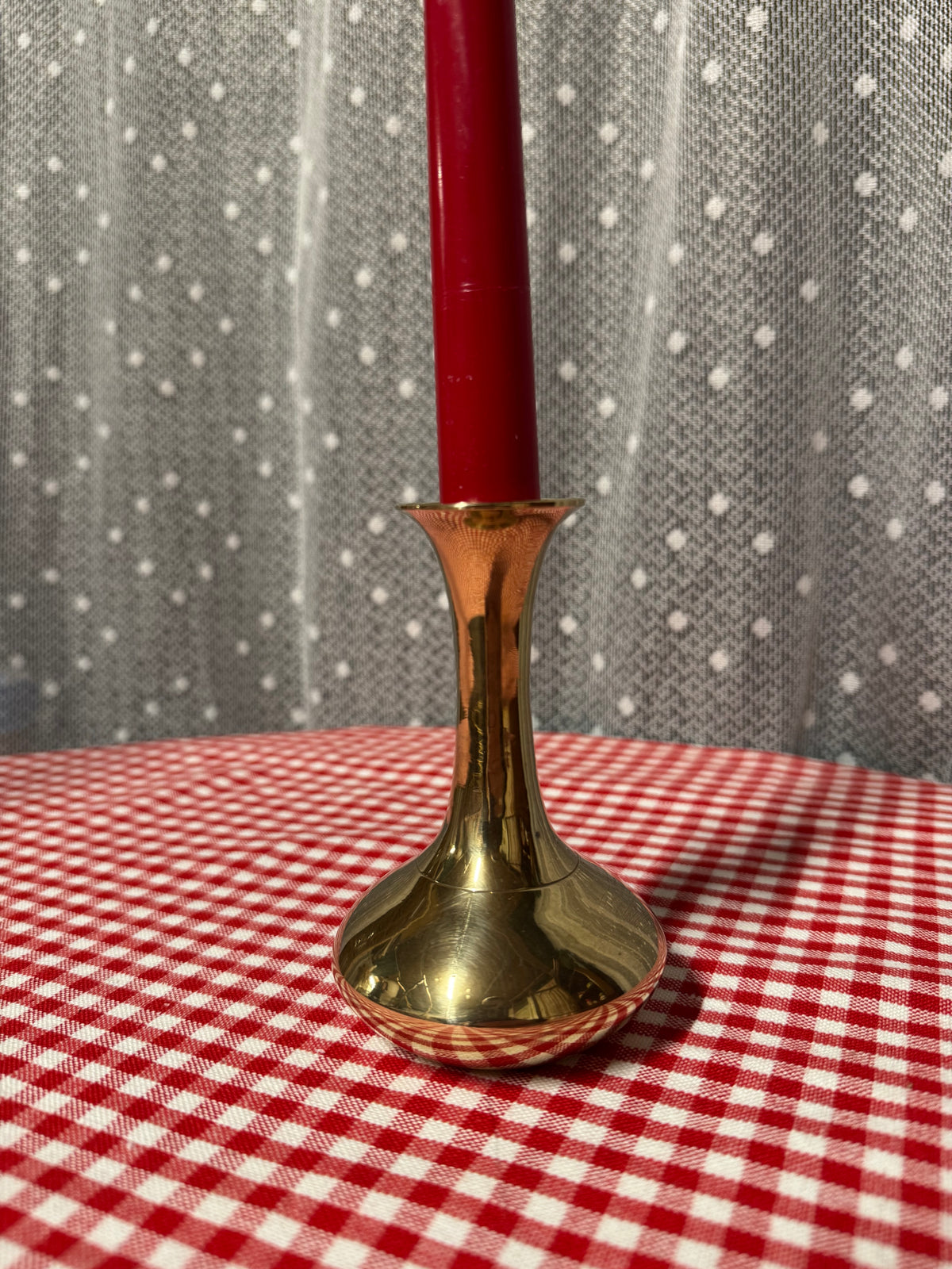 Mindre vas/ ljusstake i mässing