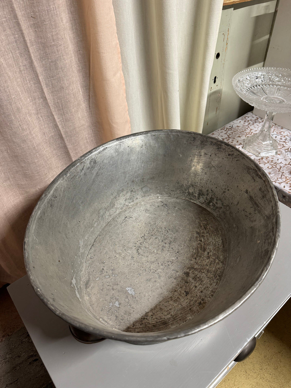 Kopparkärl med handtag