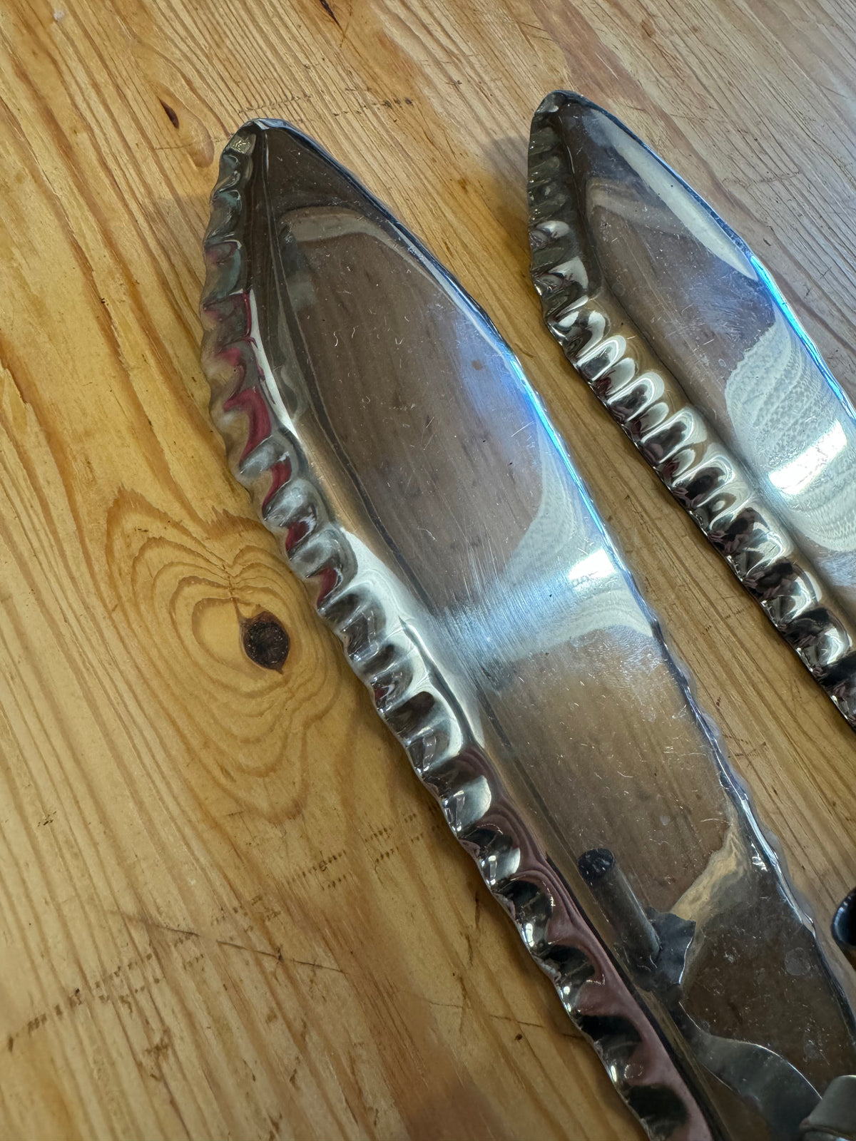 Paret väggljusstakar i silver