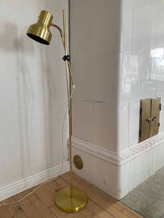 Mässingsgolvlampa