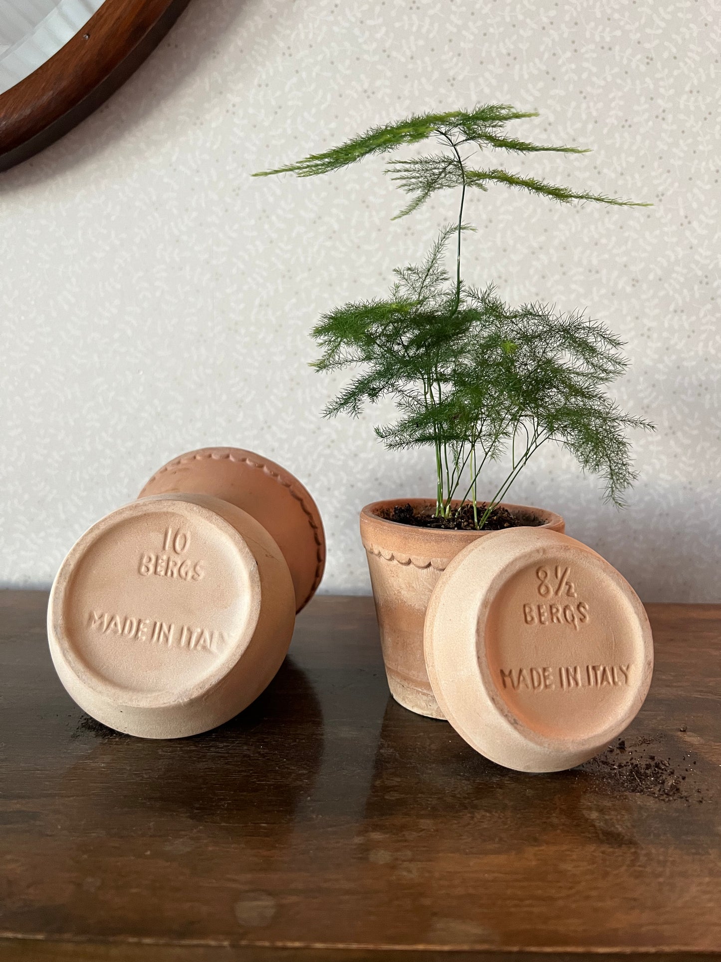 Två Bergs Potter småkrukor