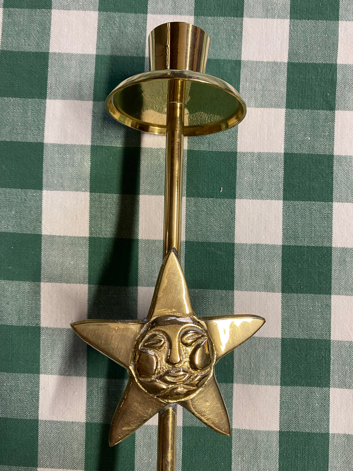 Mässingsljusstake stjärna