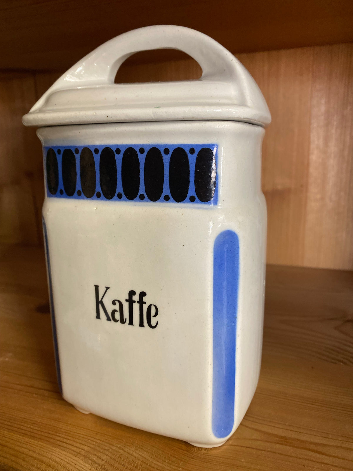 Kaffeburk i porslin