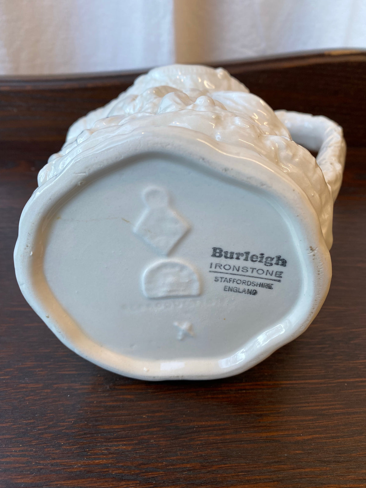 Vackraste kannan i vitt - Burleigh