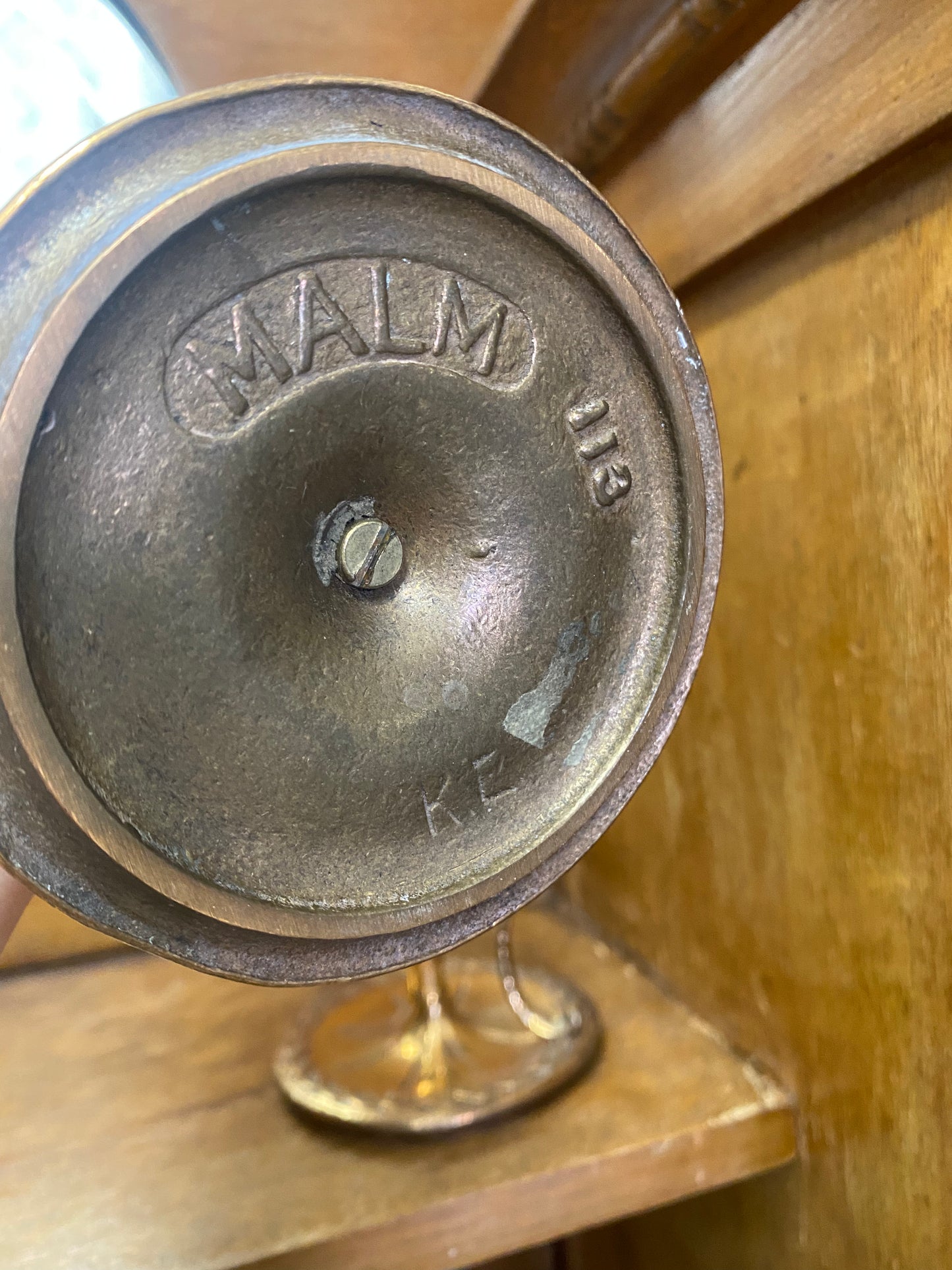 Paret mässingsljusstakar med handtag - MALM