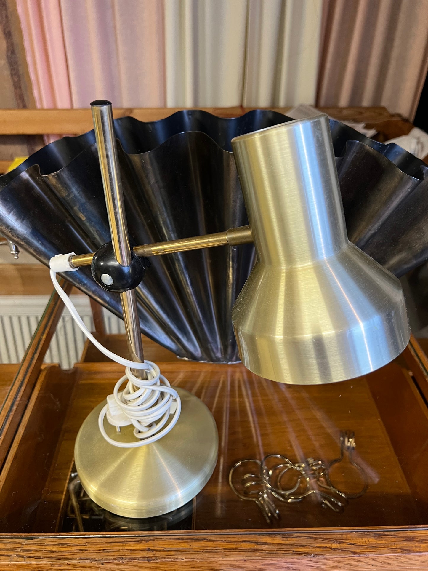 Bordslampa i mässing