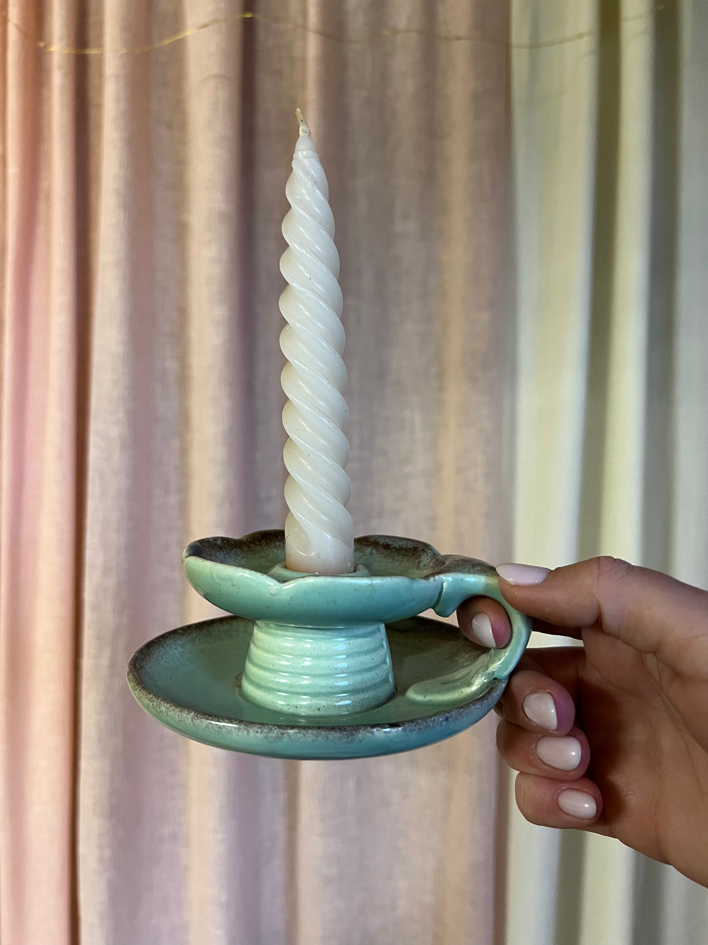 Grön ljusstake i keramik