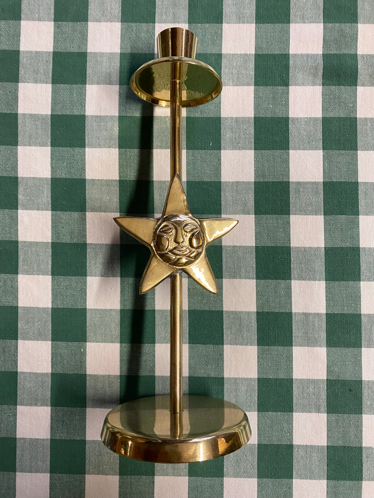 Mässingsljusstake stjärna