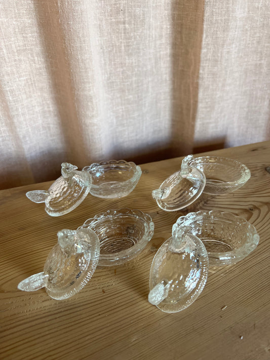 Liten glashöna - gömma för flingsalt