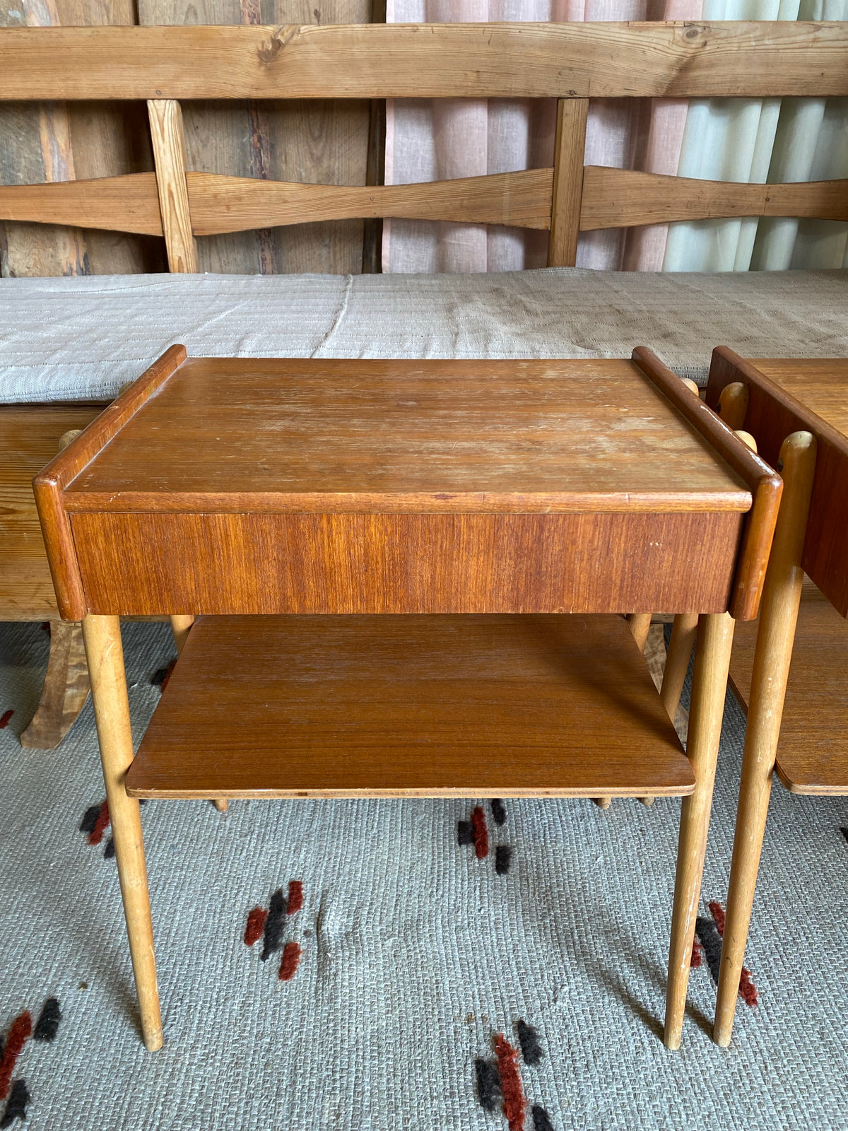 Paret sängbord i teak 1950-tal