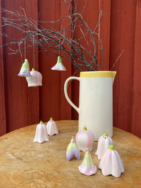 Fem ljuvliga blomsterklockor