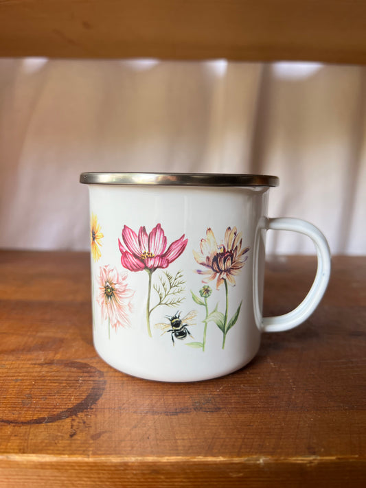 Emaljmugg med blommor