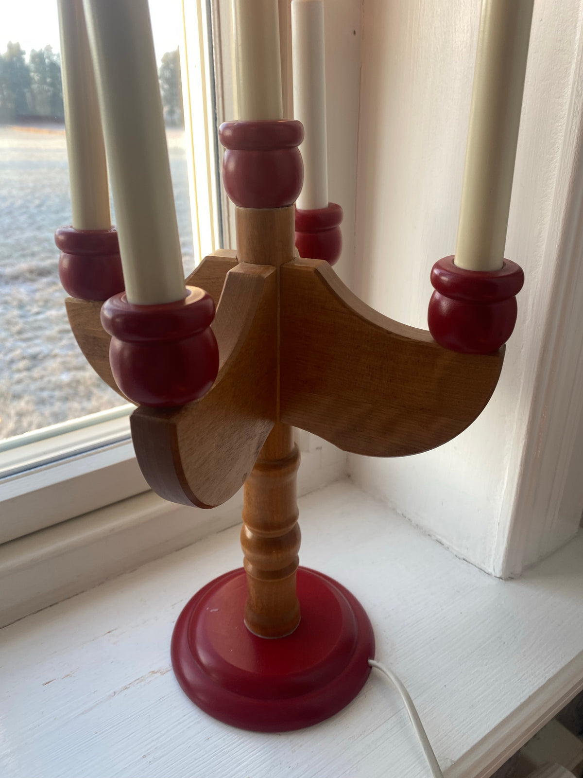 Ovanlig äldre adventsljusstake i trä