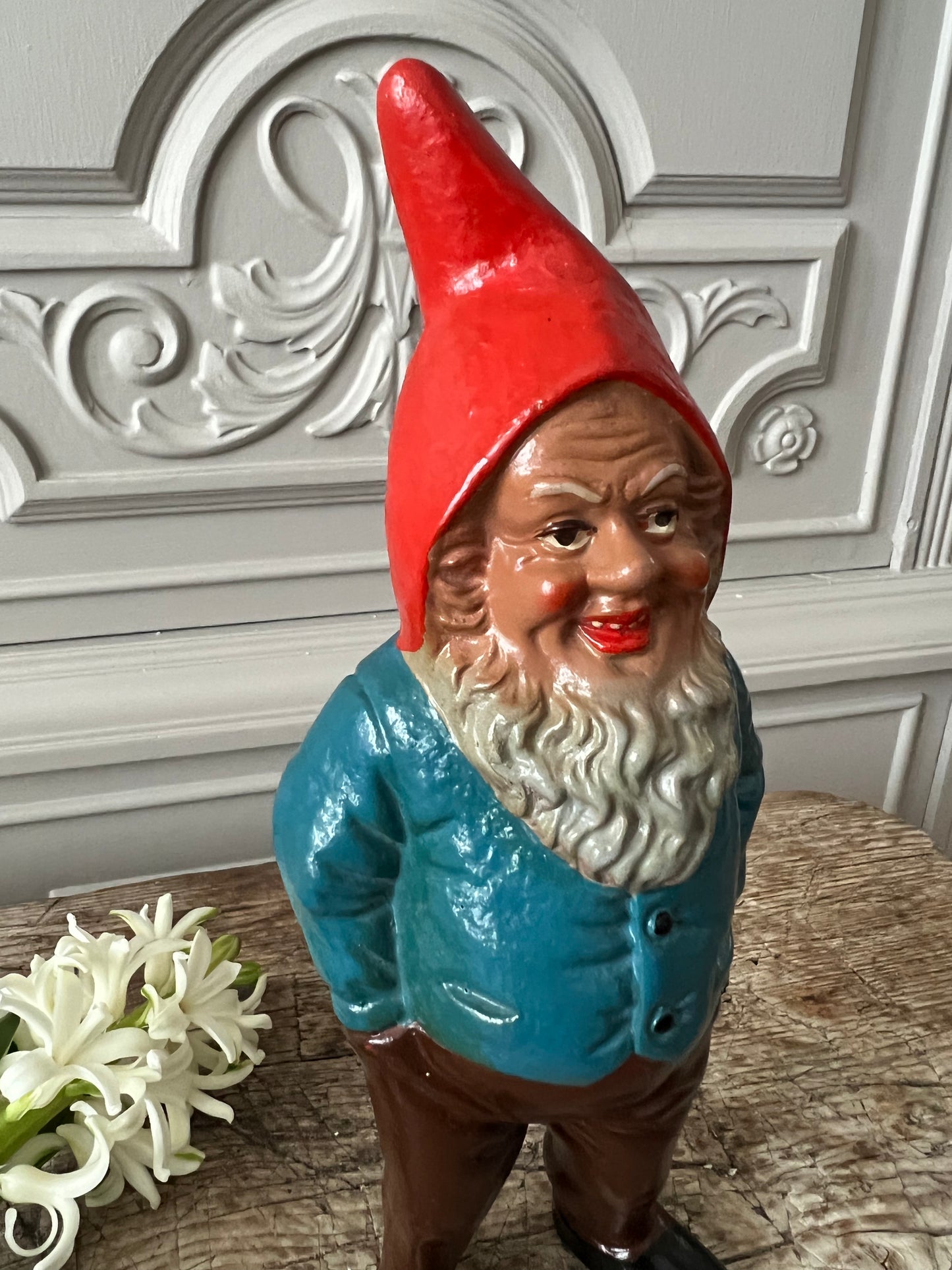 Äldre tomte i toppskick
