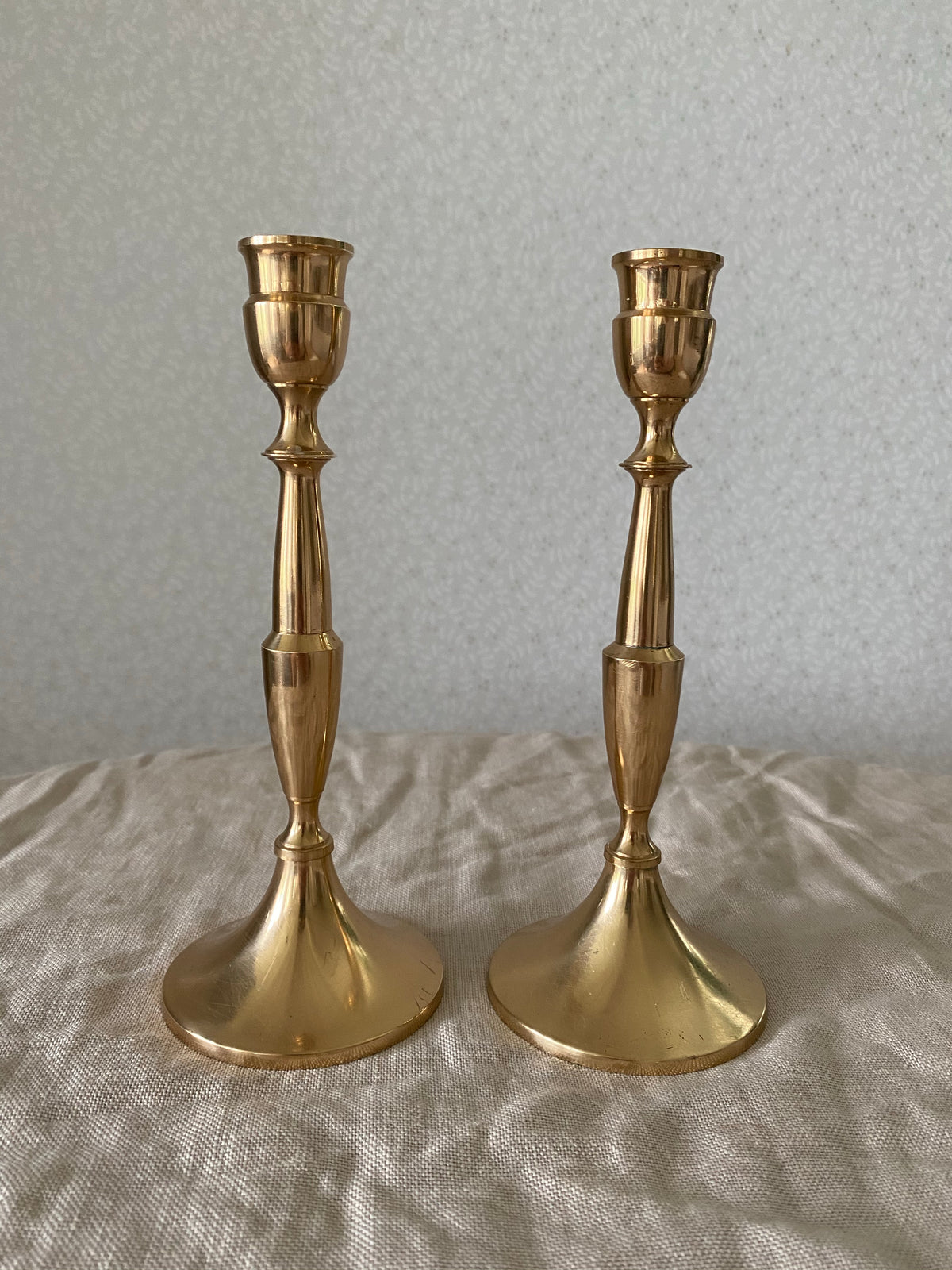 2st mässingsljusstakar