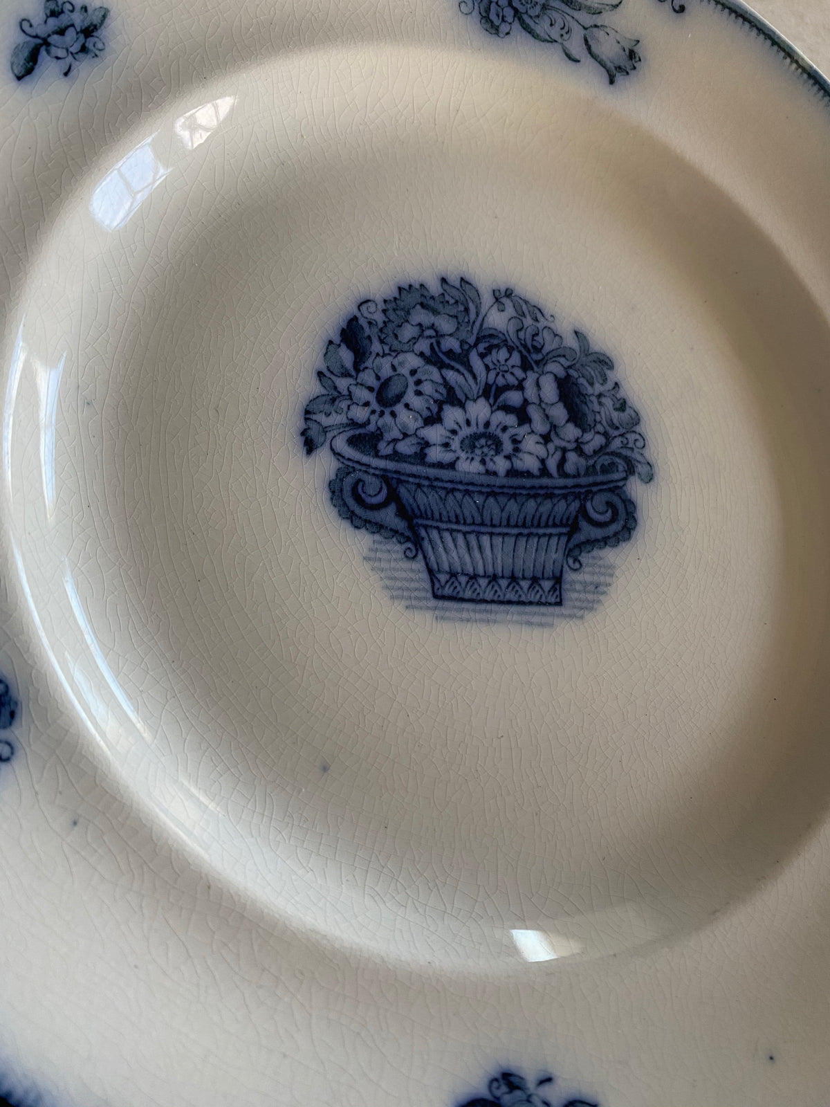 Ett mindre och ett större fat - GEFION Gustafsberg