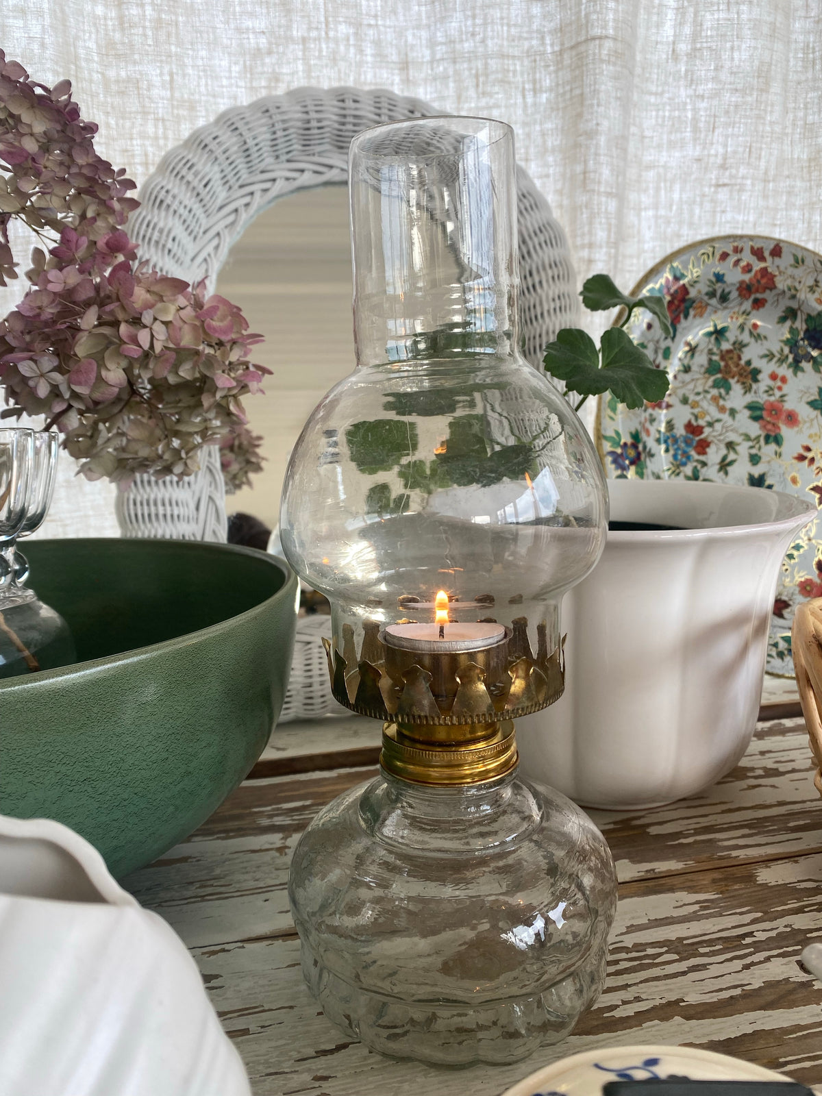 Ljuslykta i glas och mässing