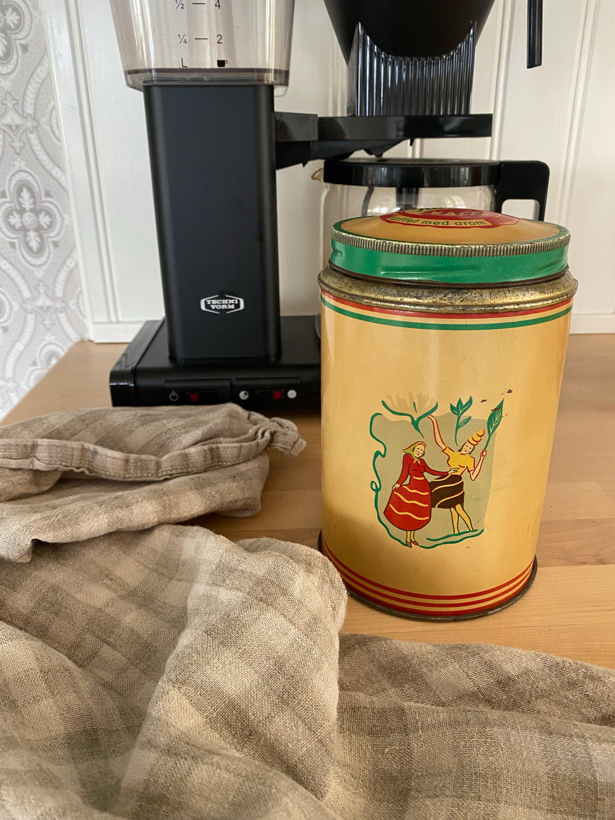 Plåtburk - Kärnkaffe solgul